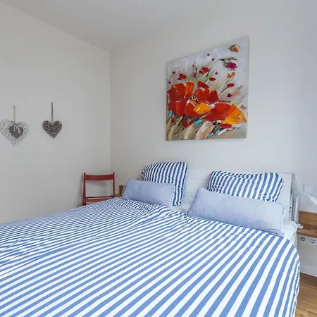 아파트 Buesumperle Weiss *