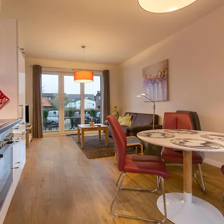 Buesumperle Weiss Apartment